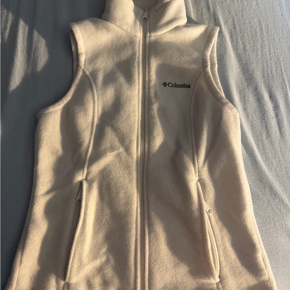 Columbia Women's Cream Full-Zip Fleece Vest